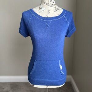 Vintage Y2K Aeropostale Short Sleeved Top with Pouch Retro Summer Spring